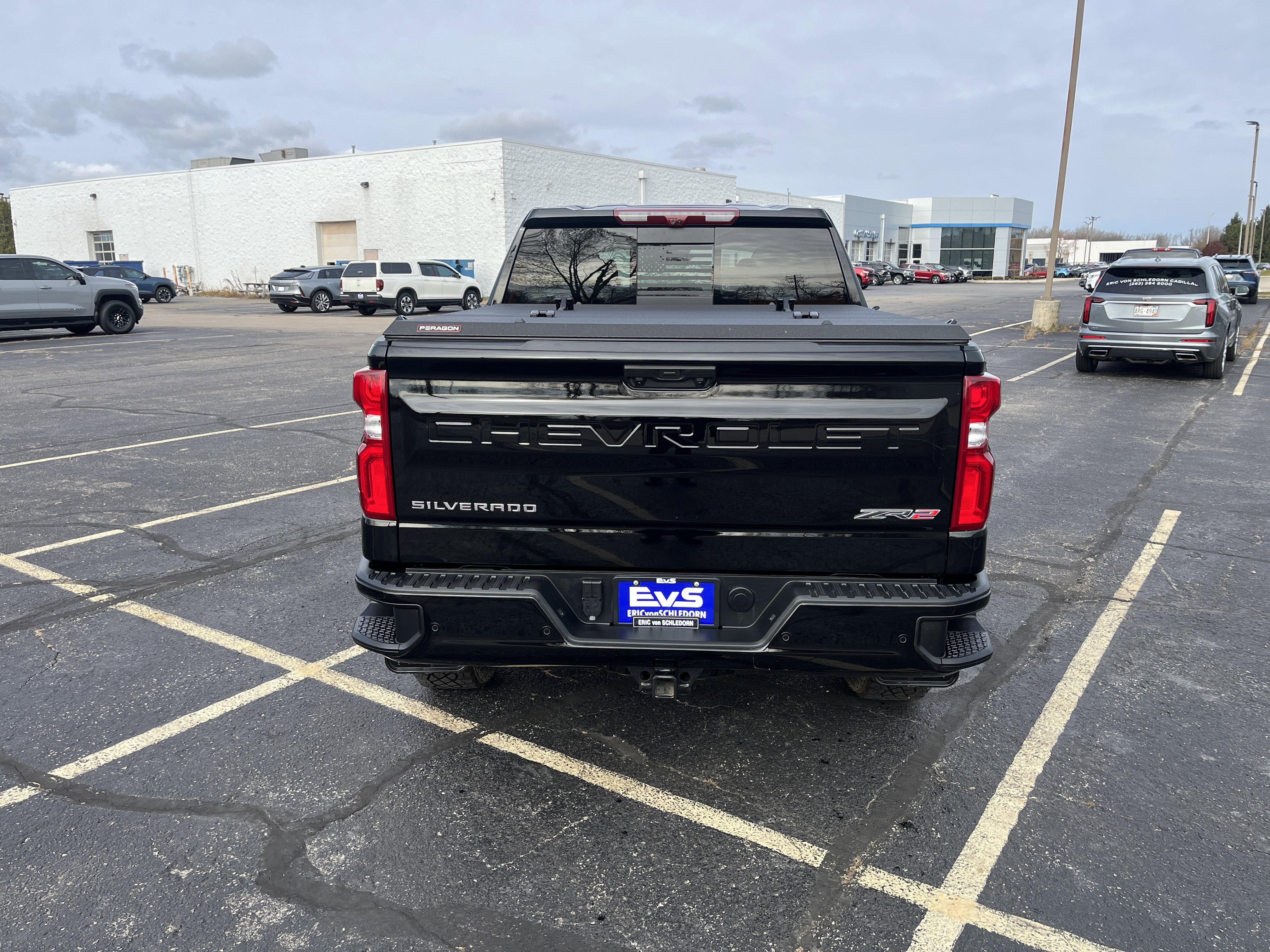 Used 2025 Chevrolet Silverado 1500 ZR2 w/ Technology Package image 5