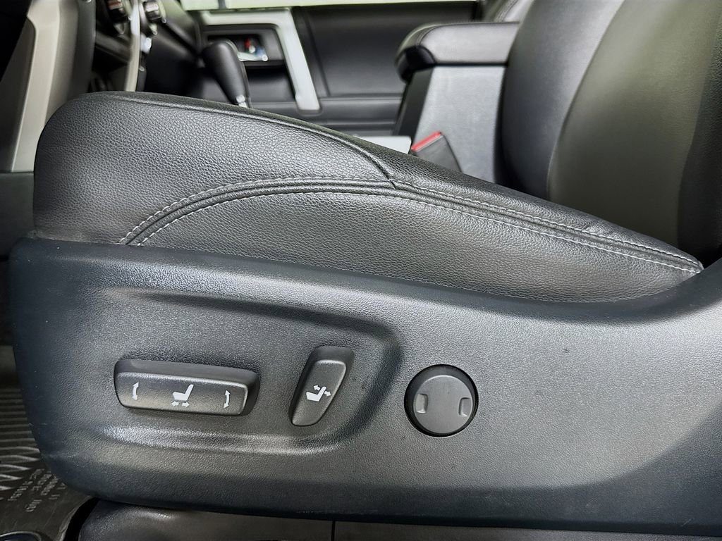 Used 2021 Toyota 4Runner SR5 Premium image 20