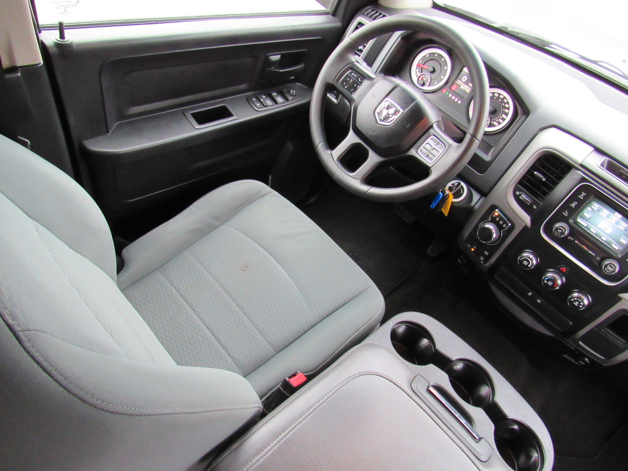 Used 2015 RAM 1500 Express image 33