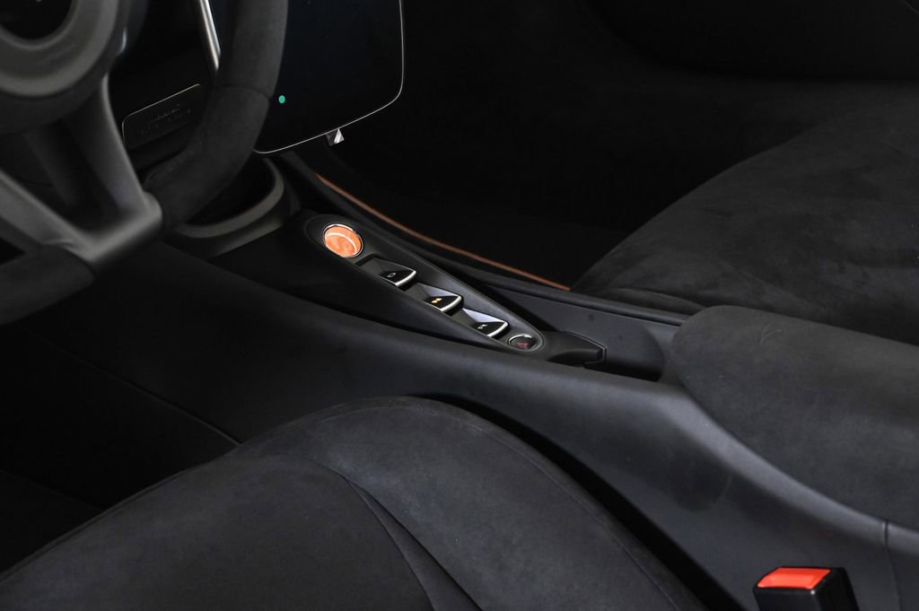 New 2026 McLaren Artura Spider image 14
