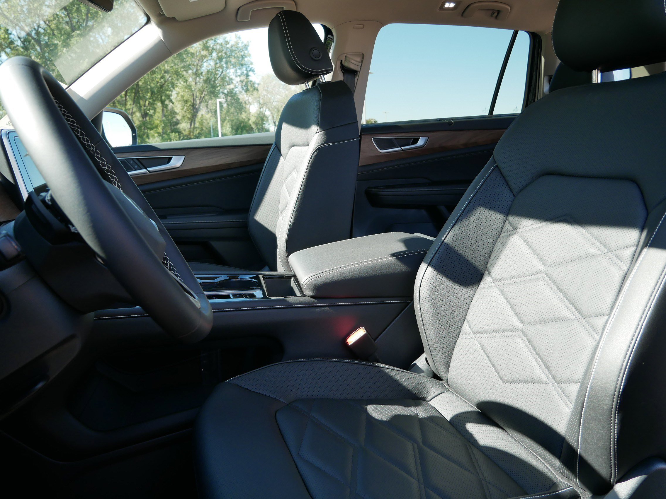 New 2026 Volkswagen Atlas SE image 4