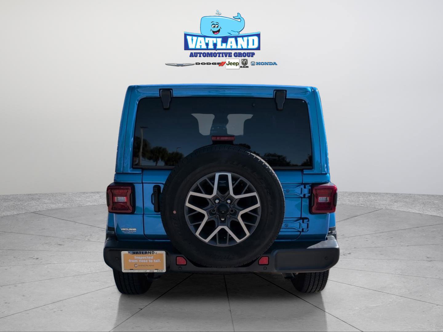 Used 2024 Jeep Wrangler Sahara w/ Safety Group image 4