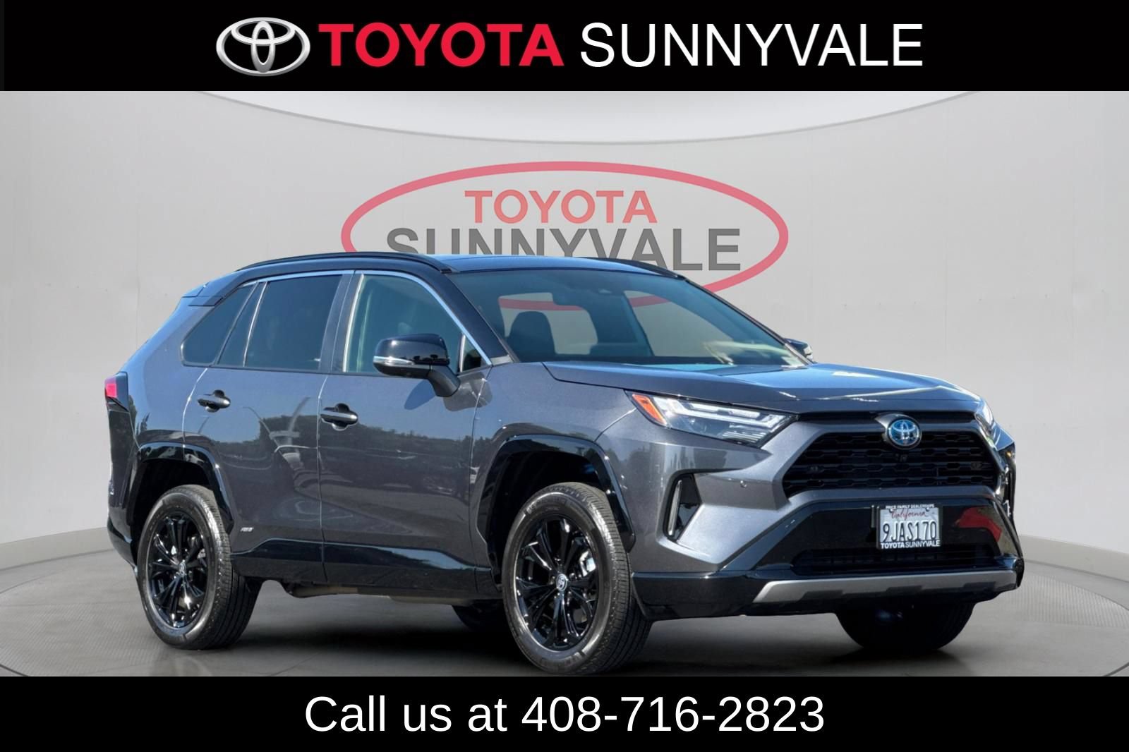 Used 2023 Toyota RAV4 XSE AWD/4WD image 11
