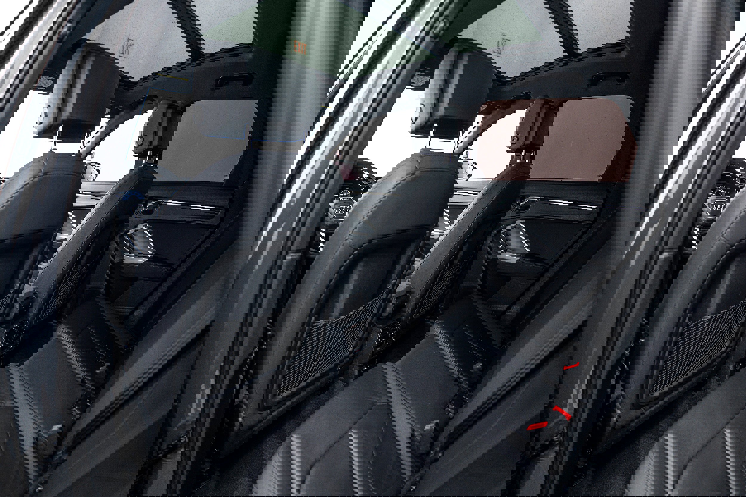 Used 2020 Audi Q3 2.0T Premium w/ Convenience Package image 15