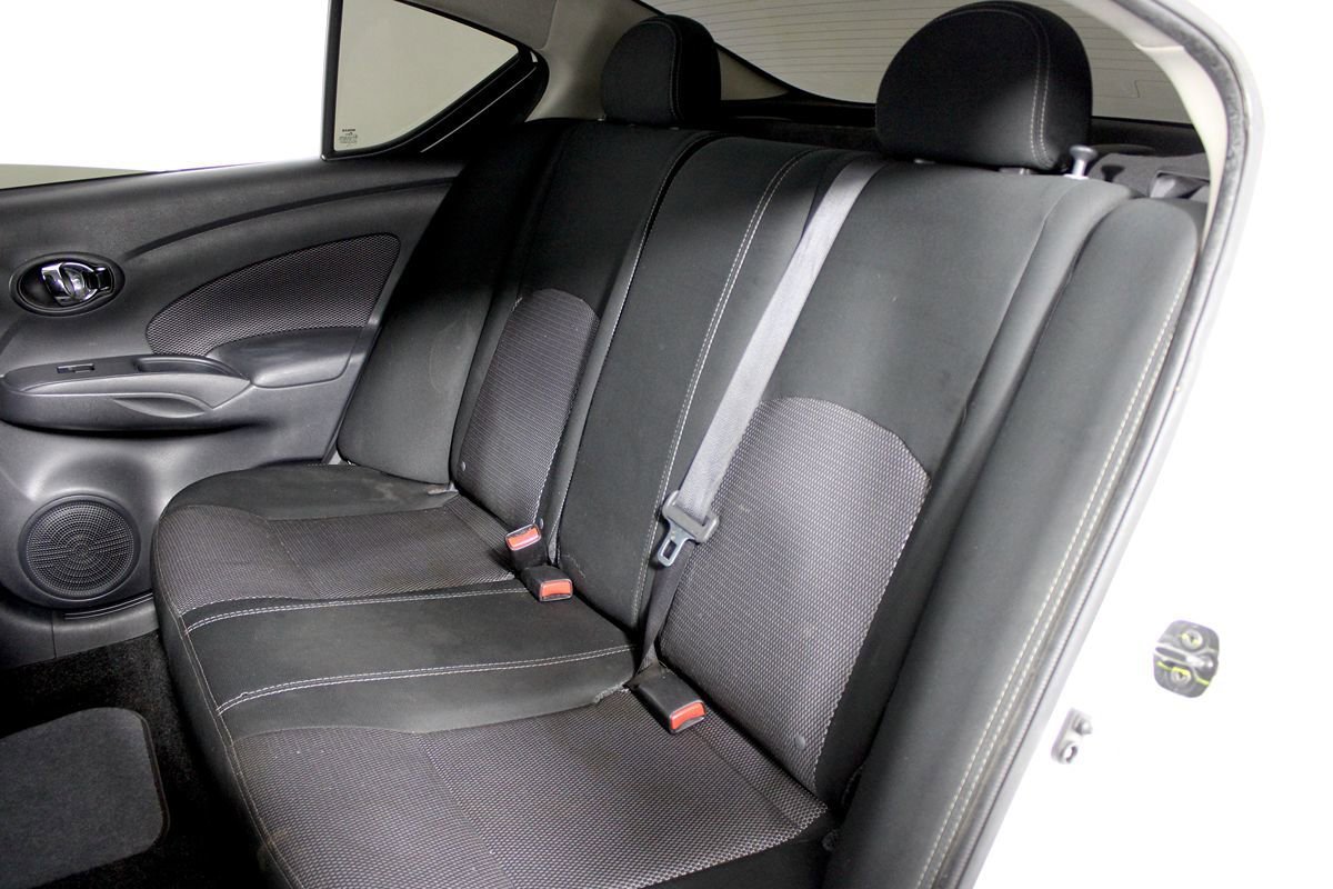 Used 2019 Nissan Versa SV FWD image 17