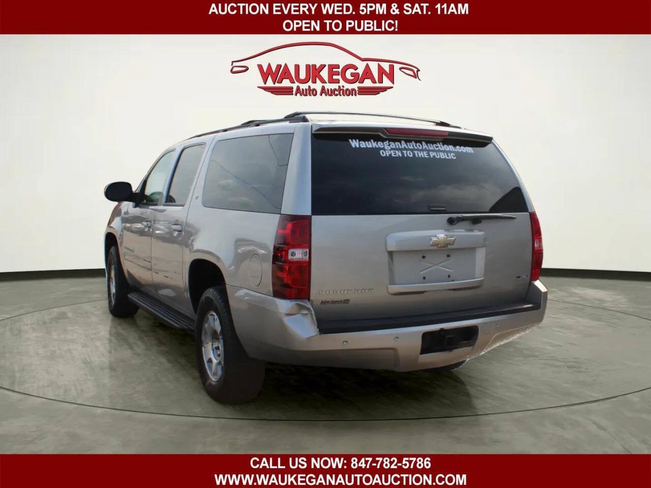 Used 2008 Chevrolet Suburban LT w/ LT Preferred Equipment Group AWD/4WD image 5