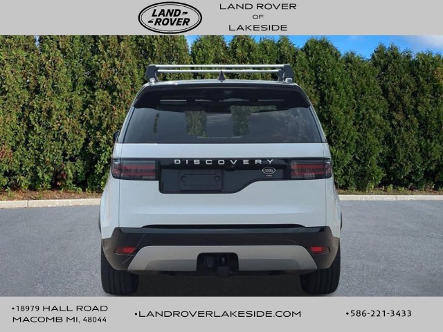 Used 2023 Land Rover Discovery Metropolitan Edition AWD/4WD image 5