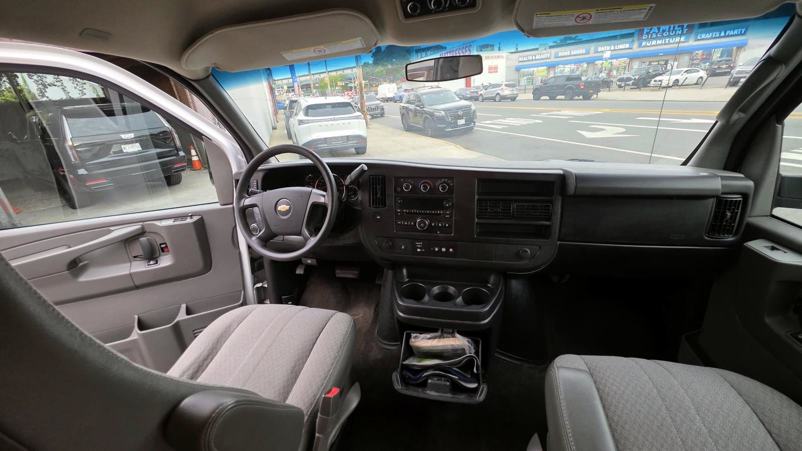 Used 2014 Chevrolet Express 3500 LT w/ LT Preferred Equipment Group RWD image 13