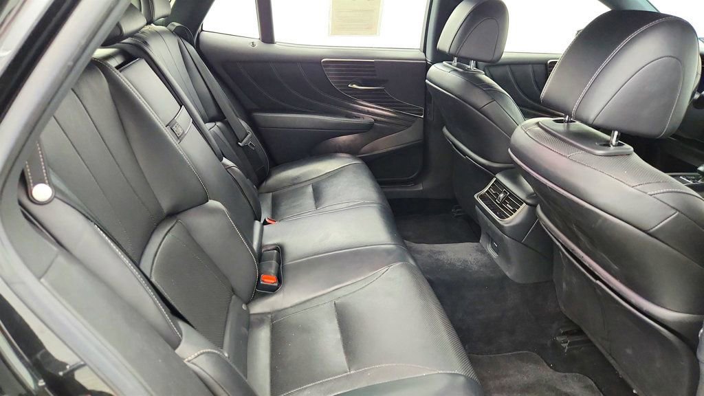 Used 2019 Lexus LS 500 AWD w/ Accessory Package (Z1) image 23