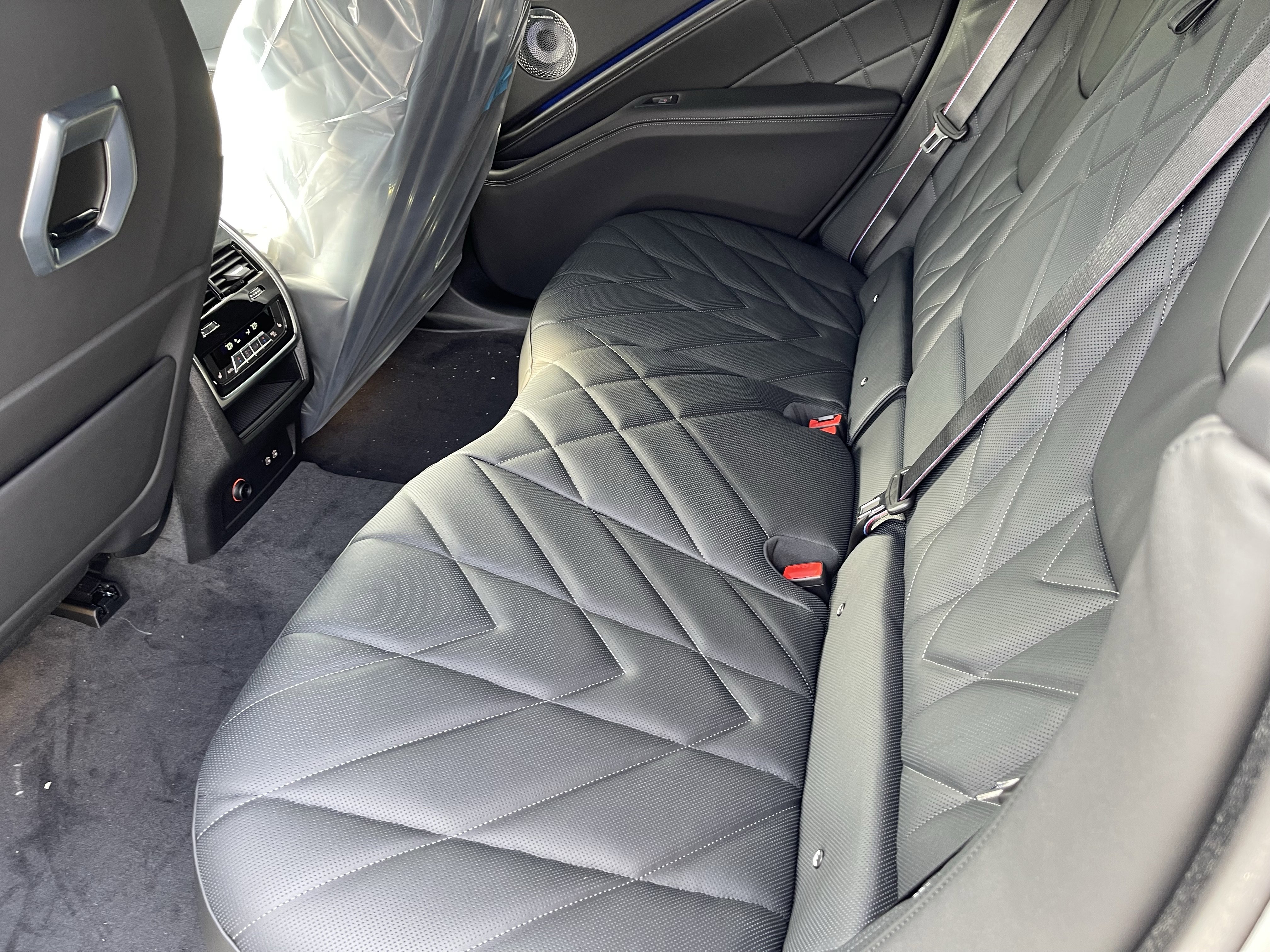 New 2026 BMW XM Label Red image 16