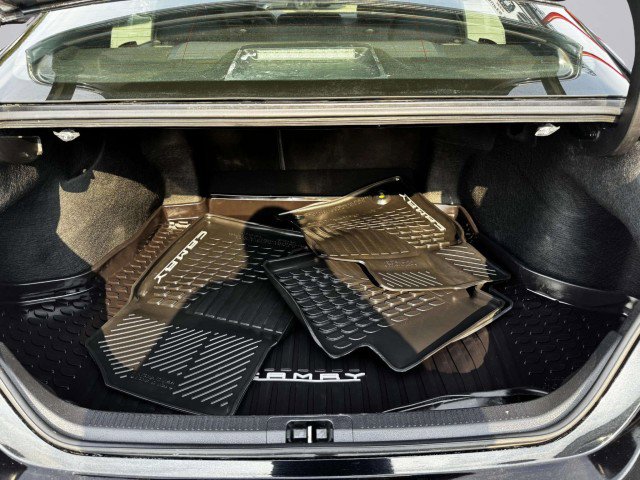 Used 2019 Toyota Camry XLE image 45