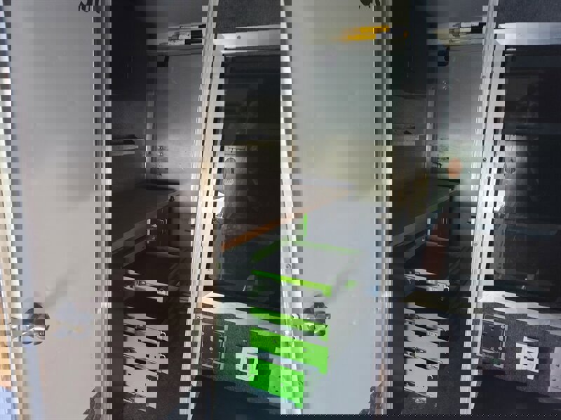 Used 2016 Ford E-450 and Econoline 450 Super Duty image 19