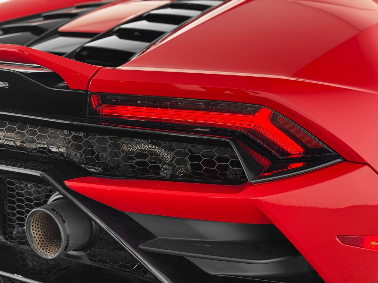 Used 2023 Lamborghini Huracan EVO image 47