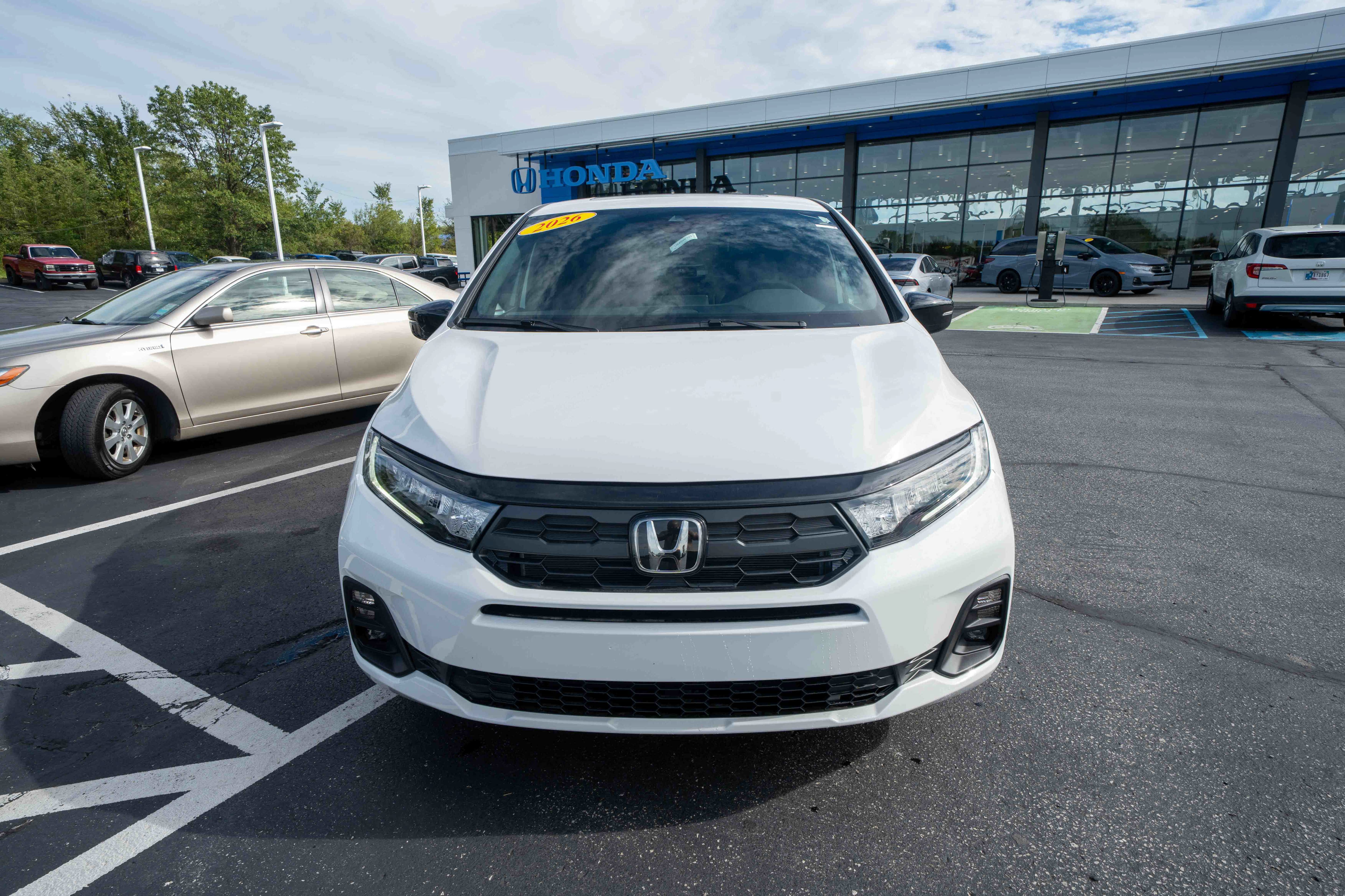 New 2026 Honda Odyssey Sport-L image 2