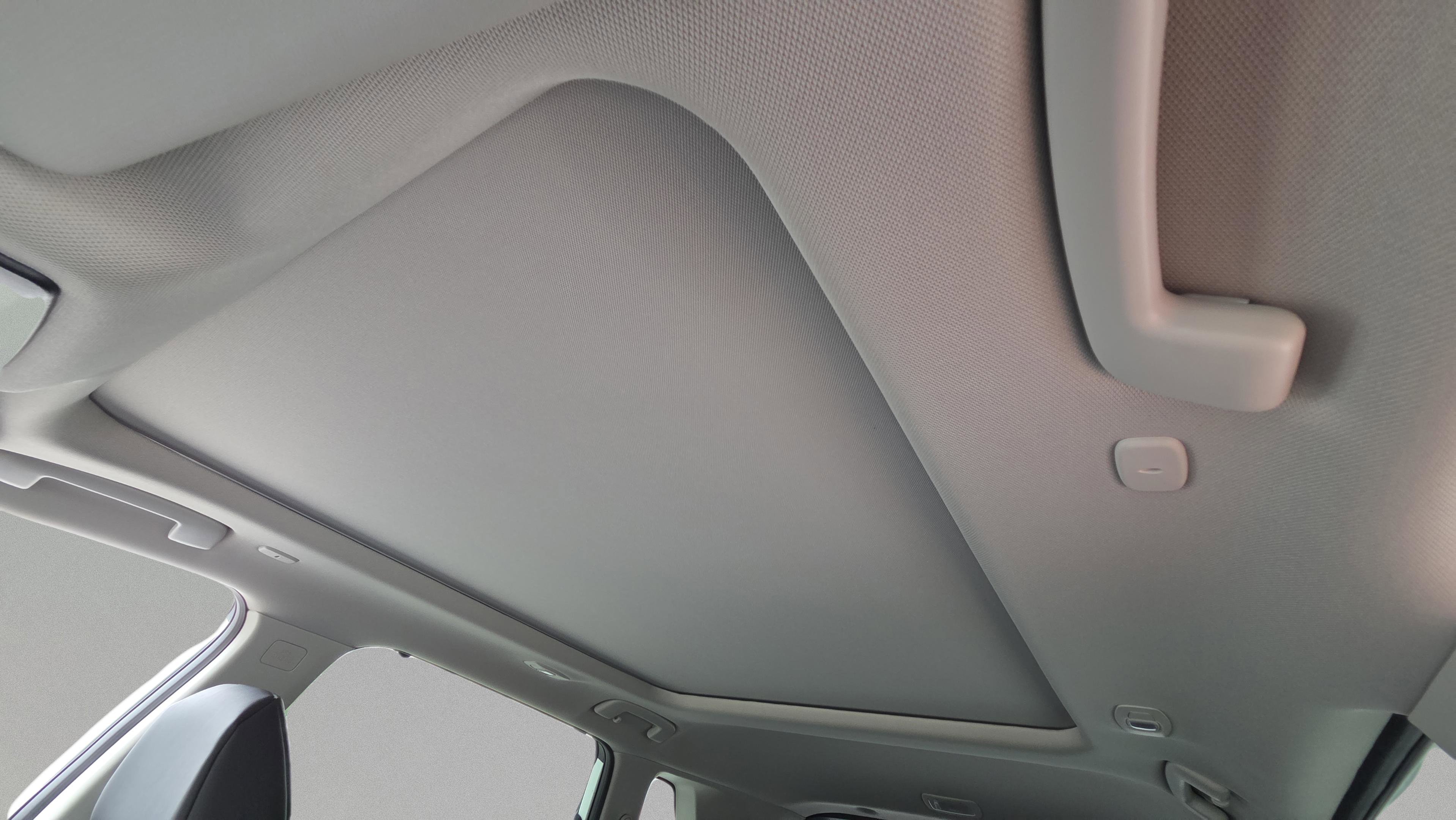 Used 2023 Nissan Rogue SV w/ SV Premium B Package image 16