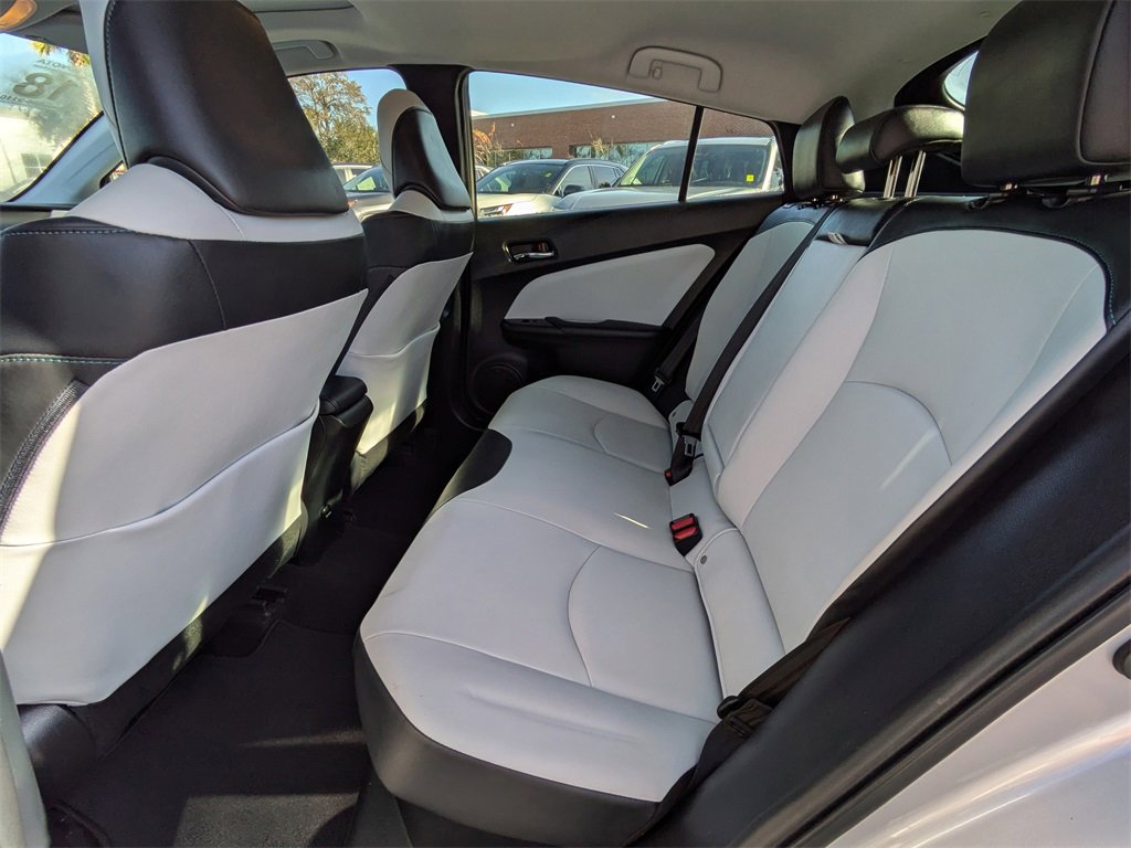 Used 2018 Toyota Prius Four image 15