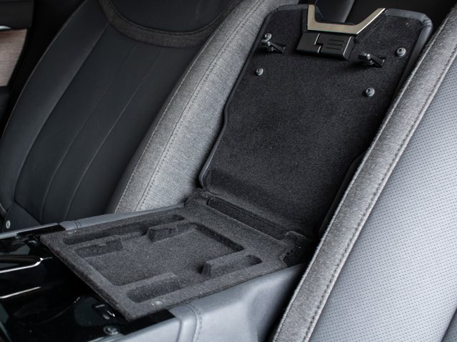 Used 2023 Land Rover Range Rover SE image 19