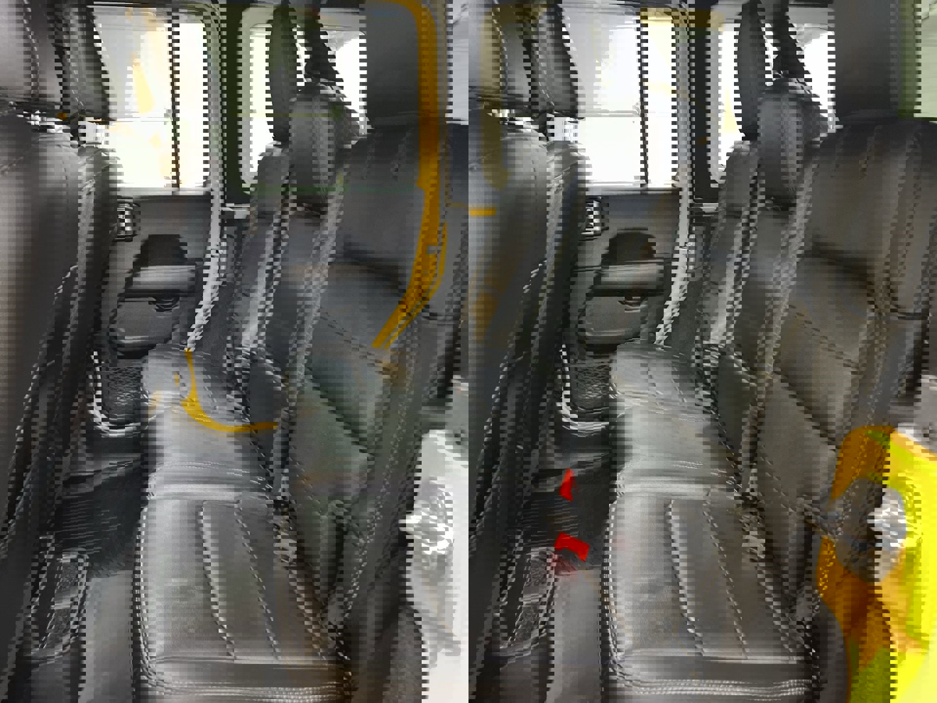 Used 2019 Jeep Wrangler Unlimited Sahara image 60