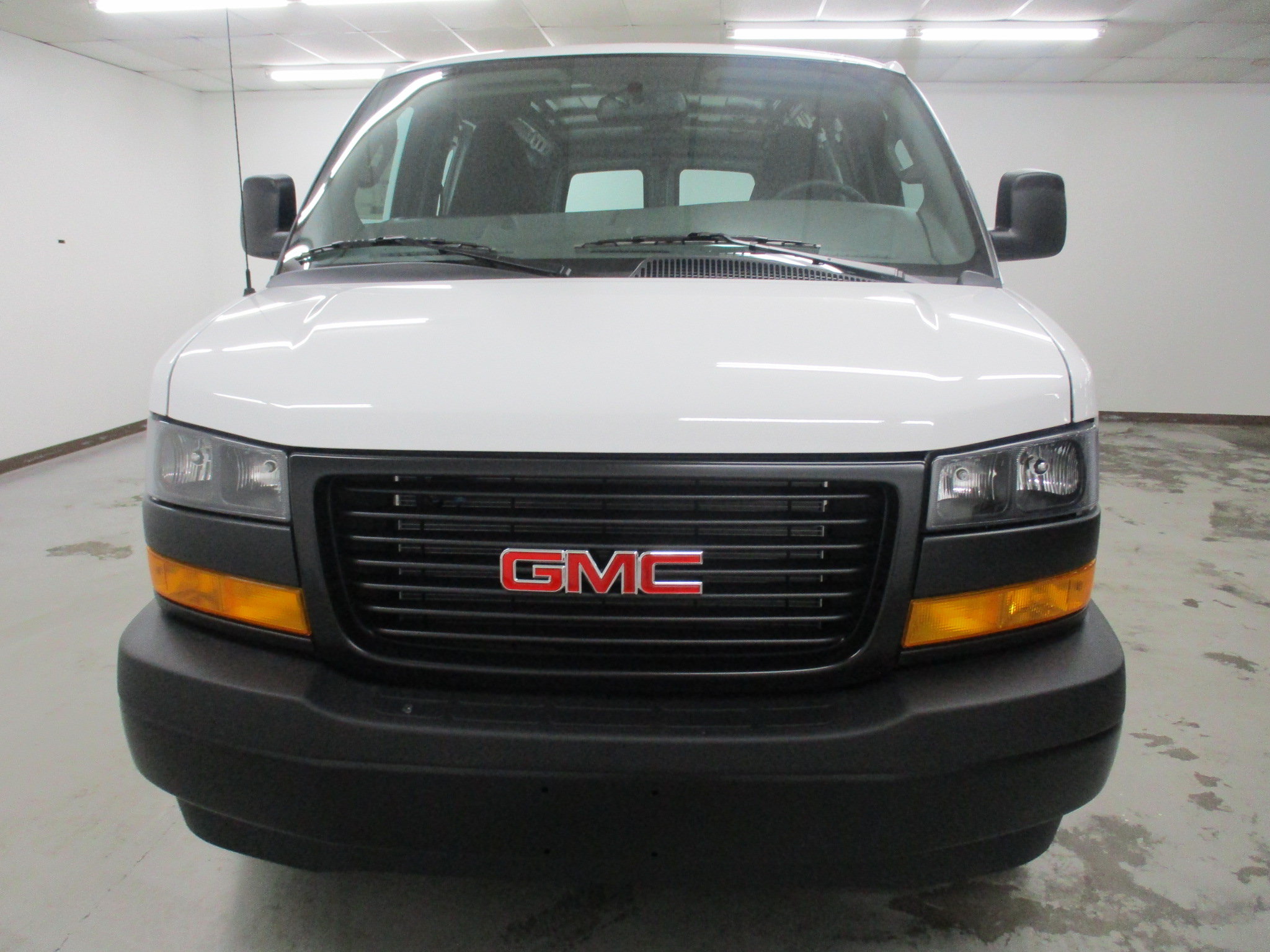 New 2026 GMC Savana 2500 w/ Driver Convenience Package RWD image 2