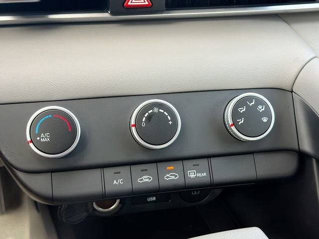 New 2026 Hyundai Elantra SE FWD image 15