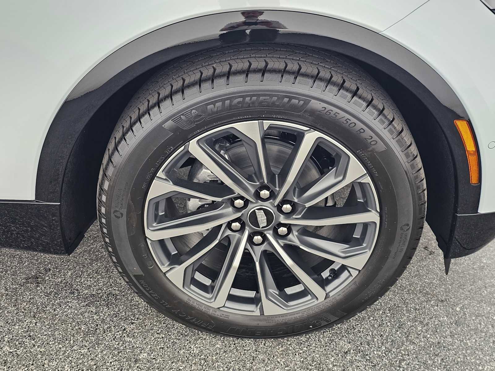 New 2026 Cadillac Lyriq Sport image 9