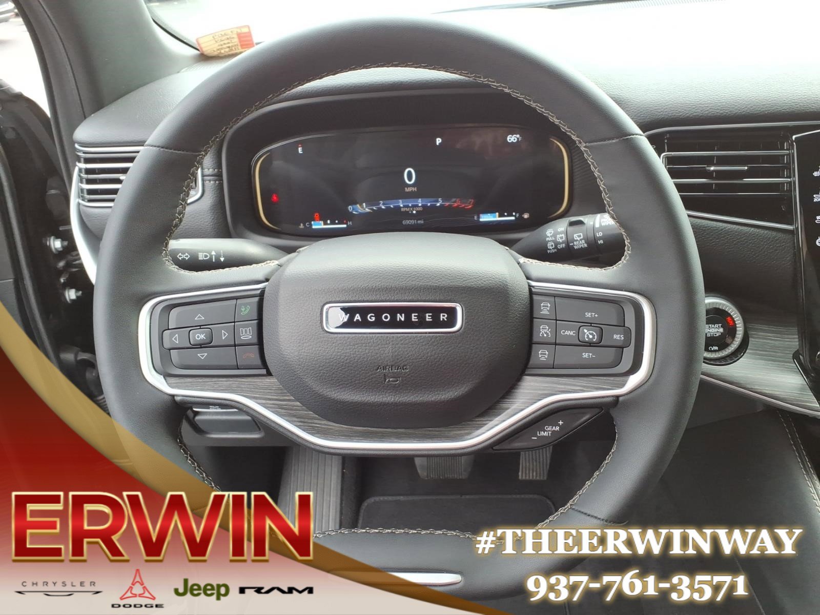 Certified 2024 Jeep Wagoneer Series II w/ Flexible Seating Group image 17