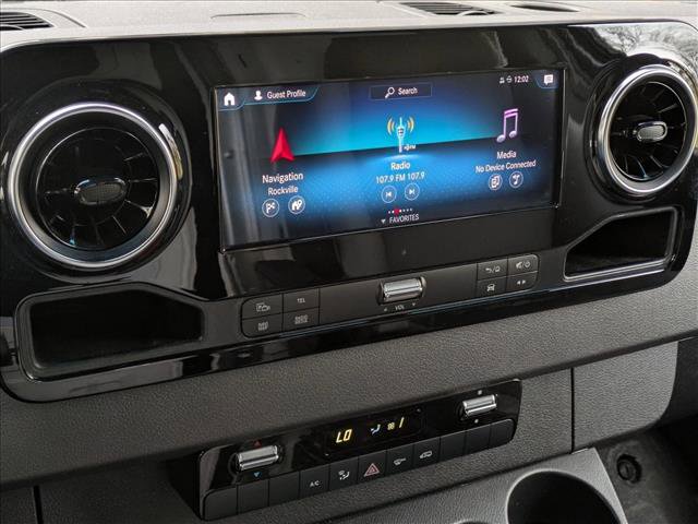 Used 2022 Mercedes-Benz Sprinter 4500 image 12