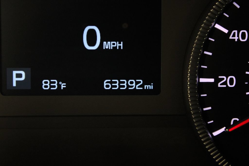 Used 2022 Kia Telluride LX FWD image 27