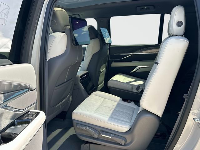 New 2026 Cadillac Escalade IQL Sport 1 AWD/4WD image 11