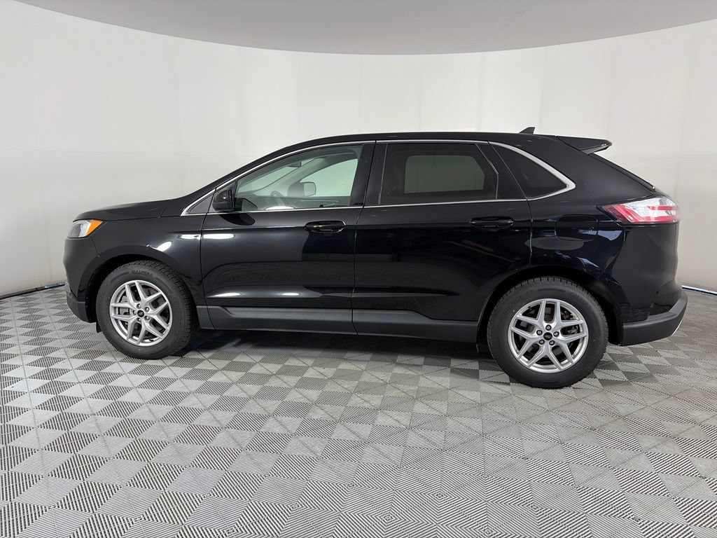 Used 2024 Ford Edge SEL AWD/4WD image 4