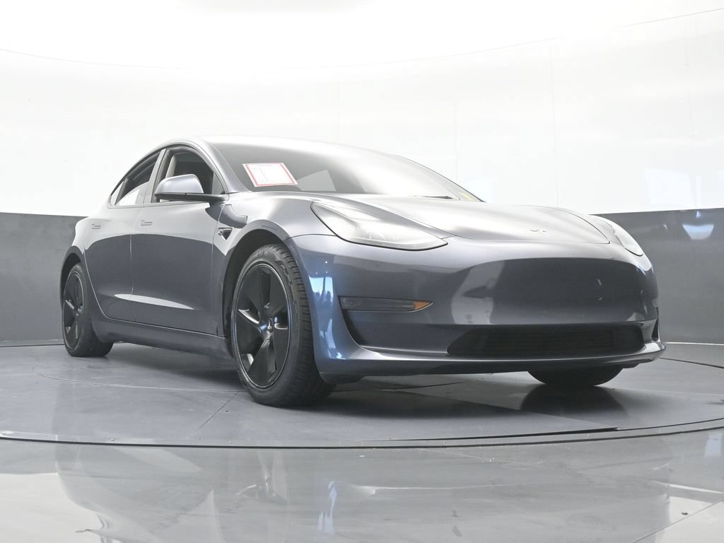 Used 2023 Tesla Model 3 Standard Range RWD image 59