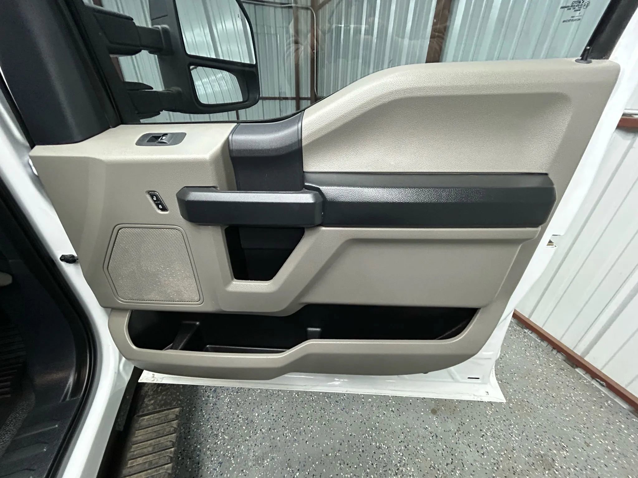 Used 2022 Ford F250 XL w/ Power Equipment Group image 11