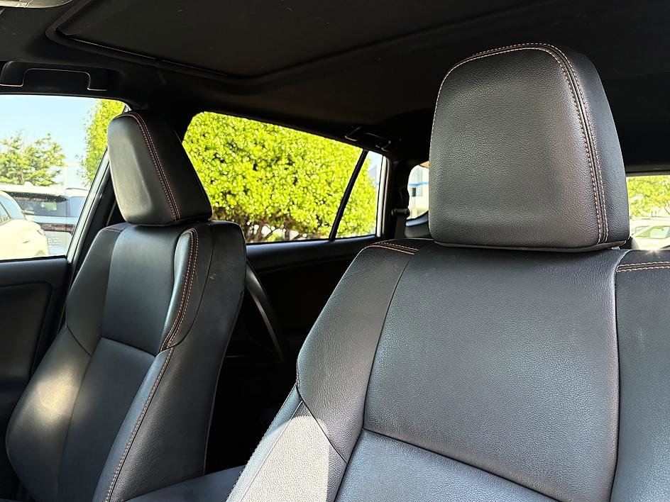 Used 2016 Toyota RAV4 SE FWD image 14