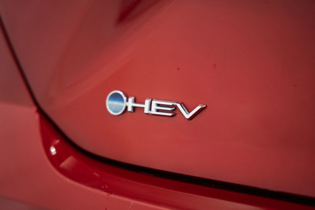 Used 2025 Toyota Camry LE image 8