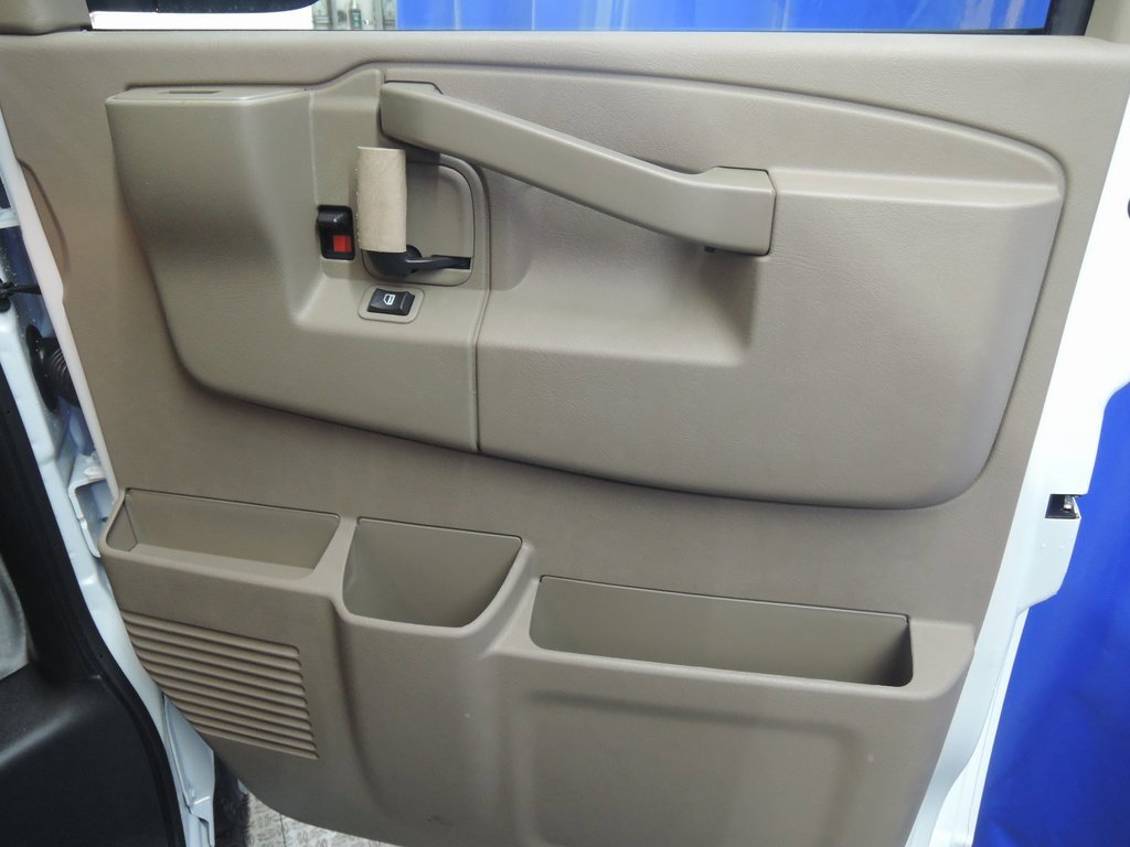 New 2026 Chevrolet Express 2500 w/ Driver Convenience Package image 32