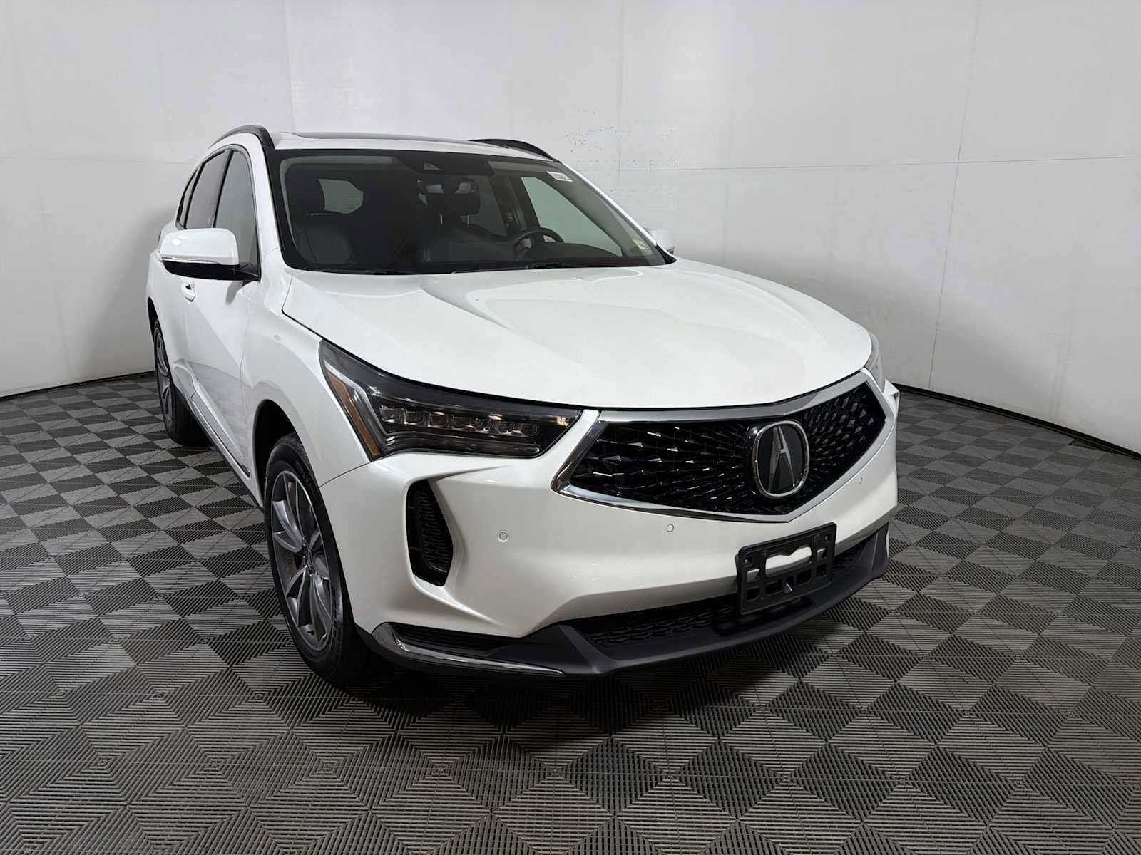Used 2023 Acura RDX AWD w/ Technology Package image 2