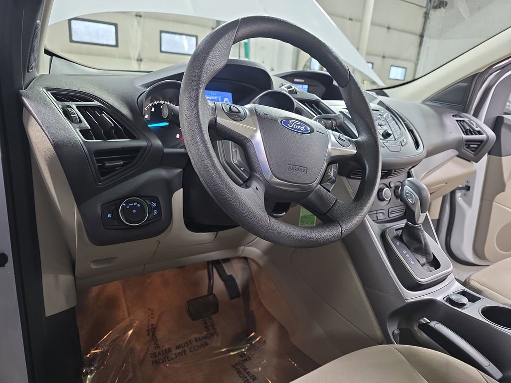 Used 2013 Ford Escape SE image 15