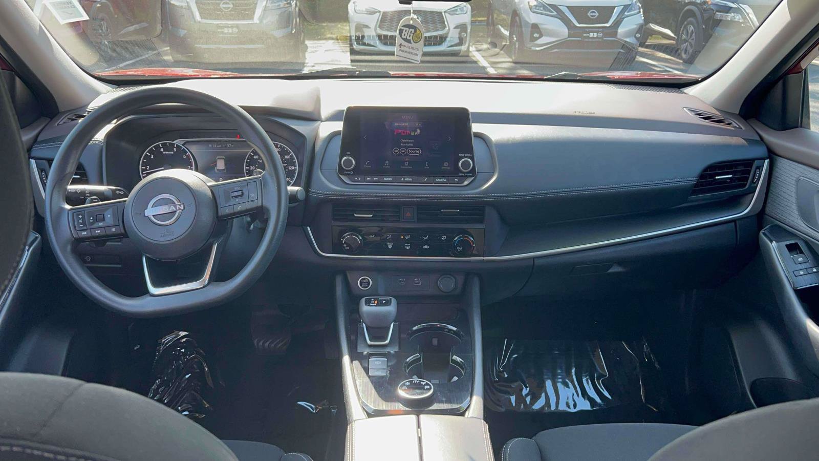 Used 2023 Nissan Rogue S AWD/4WD image 27