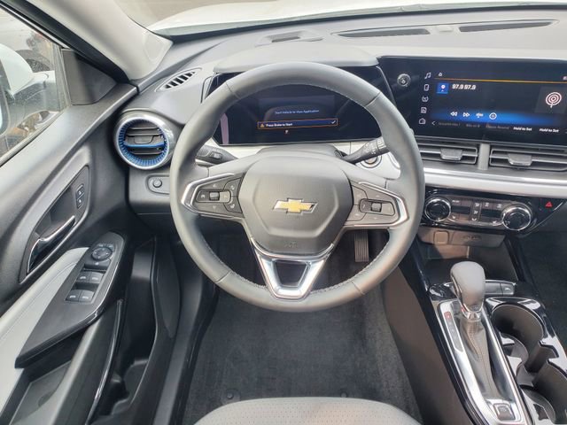 Certified 2024 Chevrolet Trax LT w/ Driver Confidence Package image 15