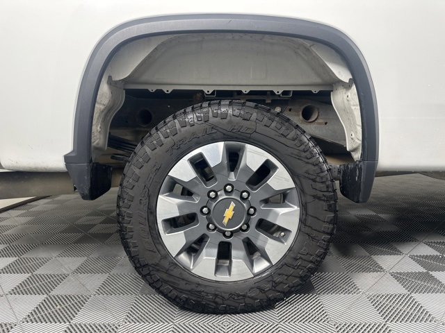 Used 2022 Chevrolet Silverado 2500 Custom w/ Custom Value Package image 6