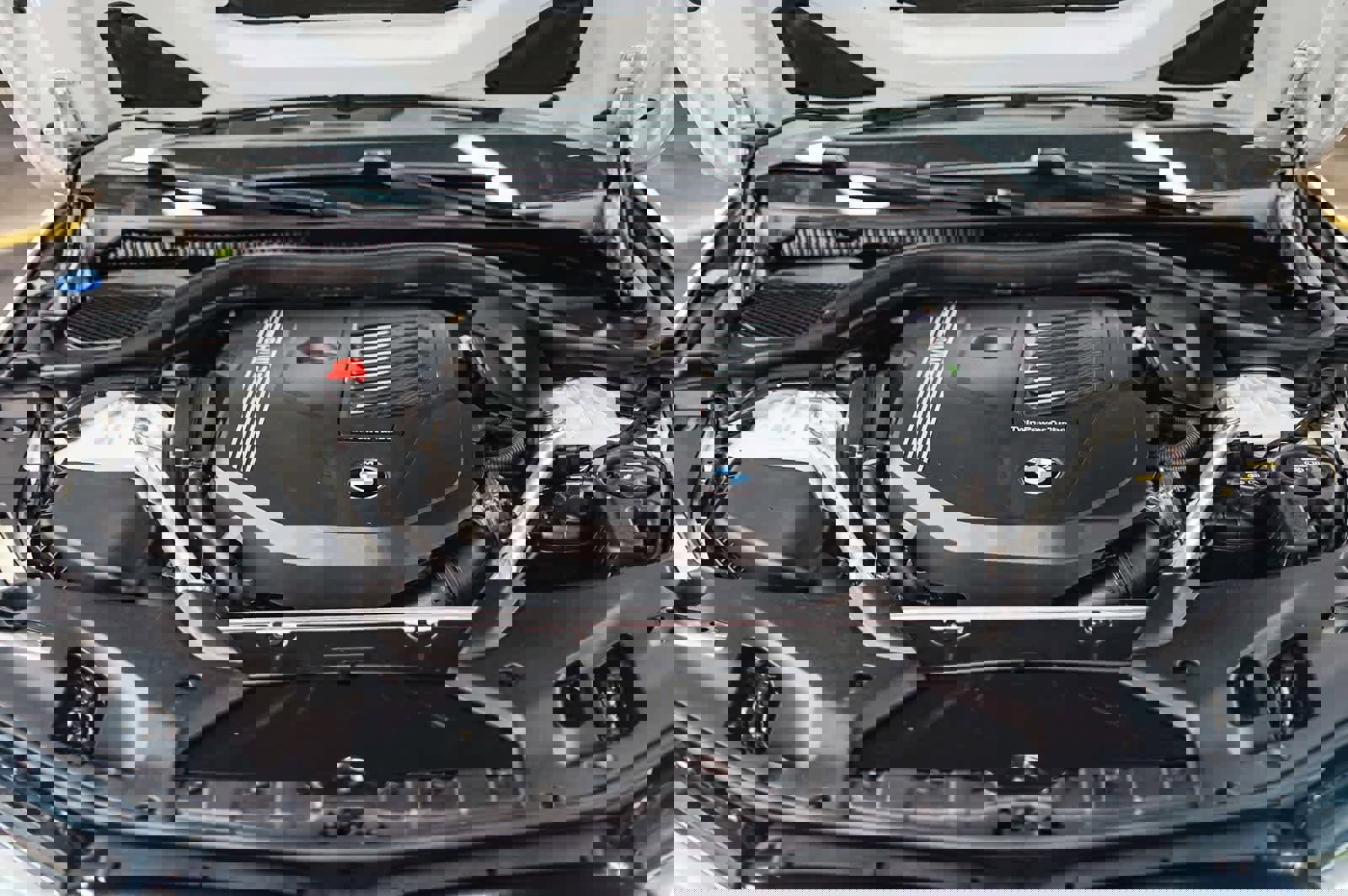 Used 2023 BMW 540i w/ M Sport Package image 30