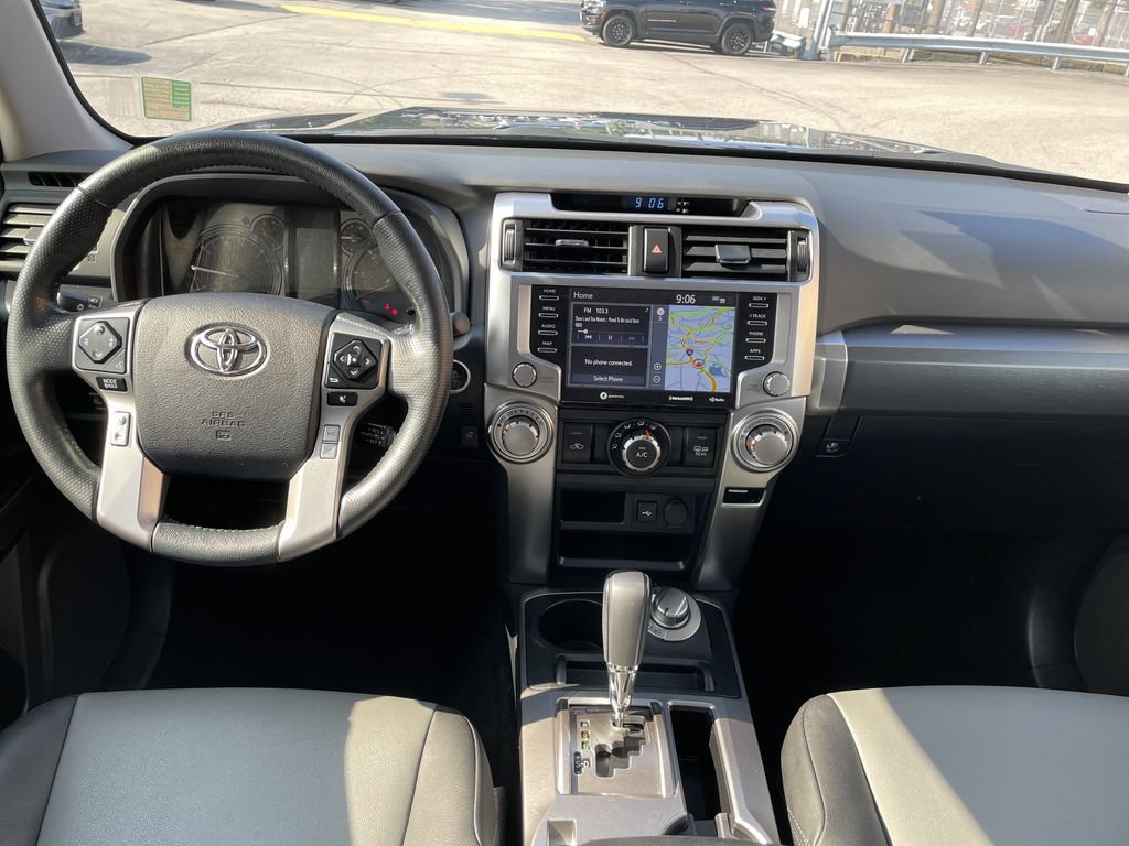 Used 2023 Toyota 4Runner SR5 Premium w/ Moonroof Package AWD/4WD image 15