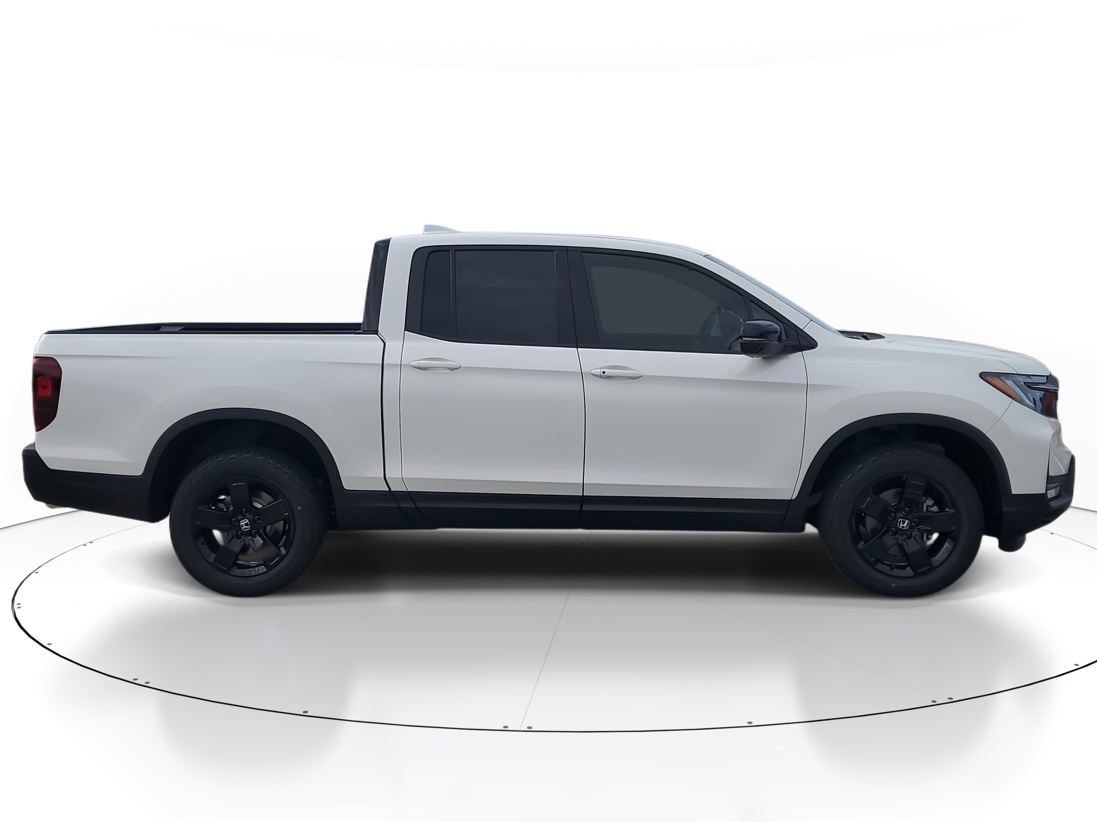 New 2026 Honda Ridgeline Black Edition image 3