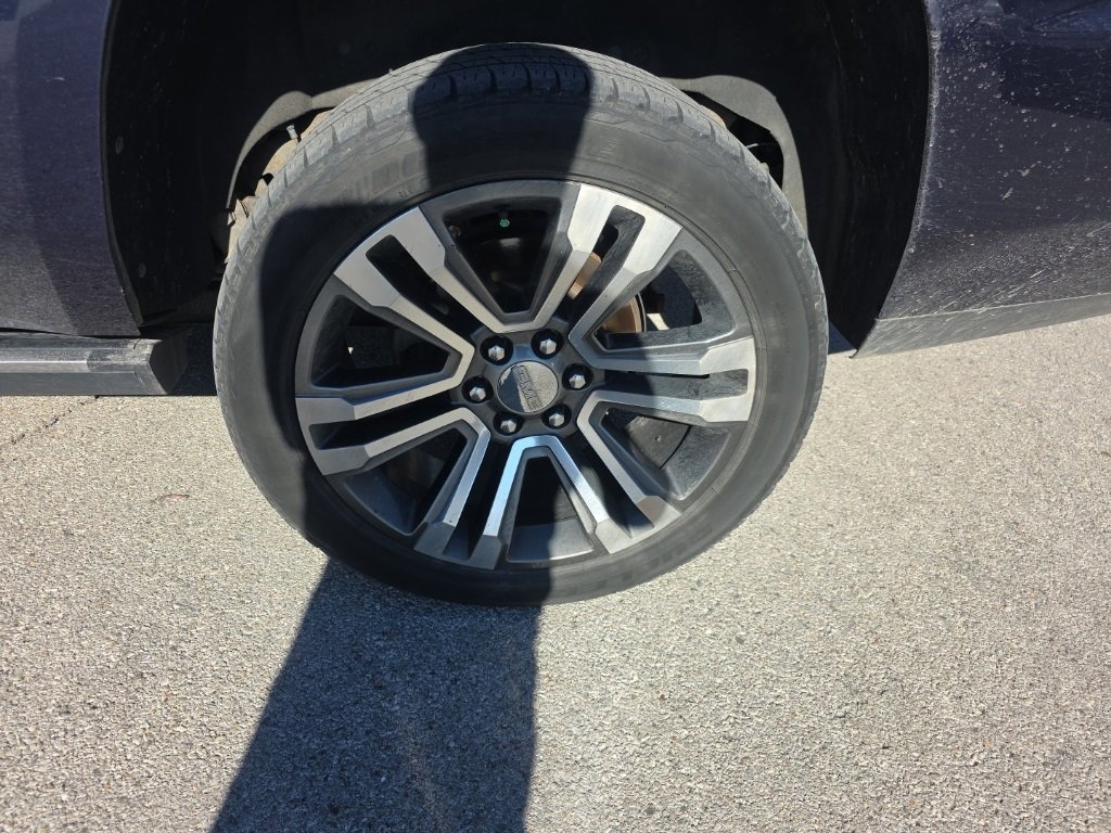 Used 2019 GMC Yukon Denali w/ Denali Ultimate Package image 11