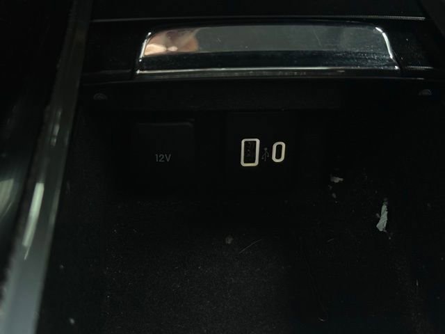 Certified 2022 Lincoln Corsair Reserve w/ Equipment Group 201A image 32