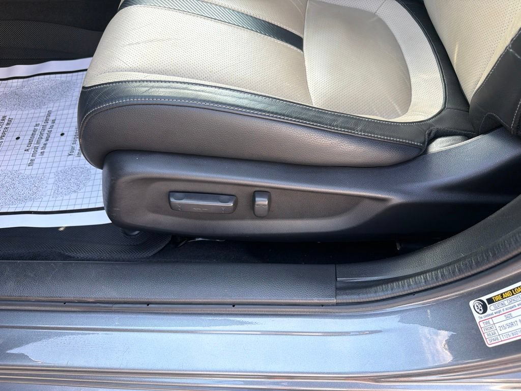 Used 2019 Honda Civic EX-L image 27