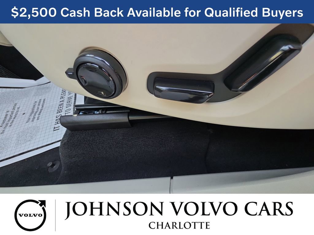 New 2026 Volvo XC90 B6 Ultra w/ Protection Package image 33