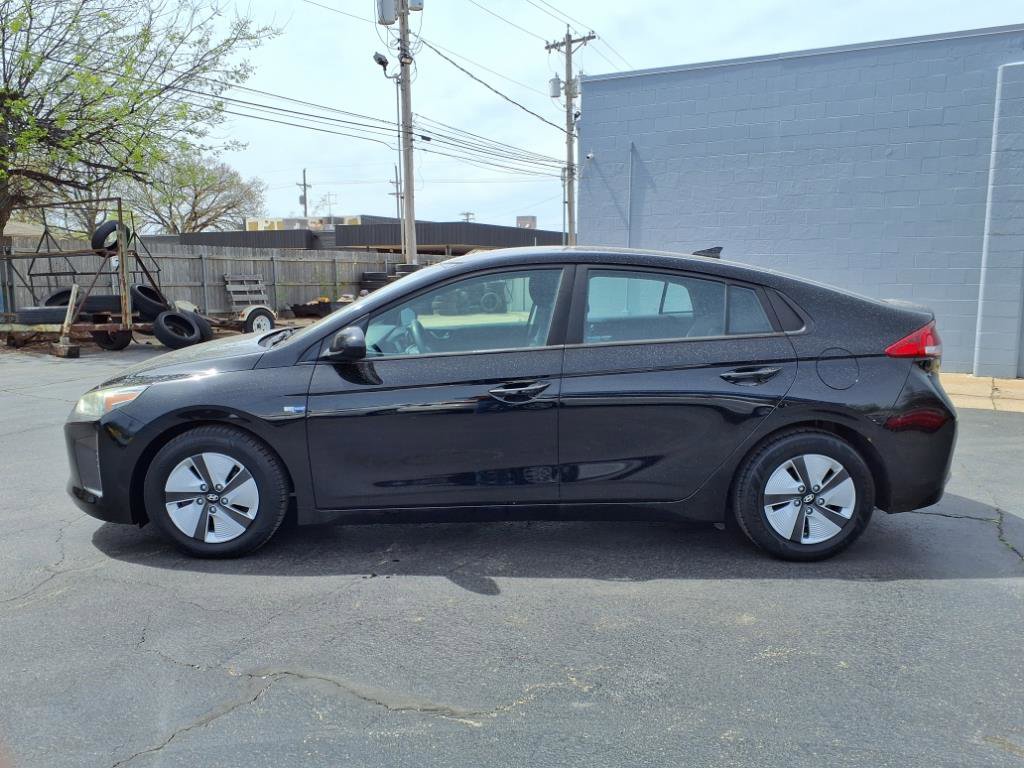 Used 2018 Hyundai Ioniq Blue image 3