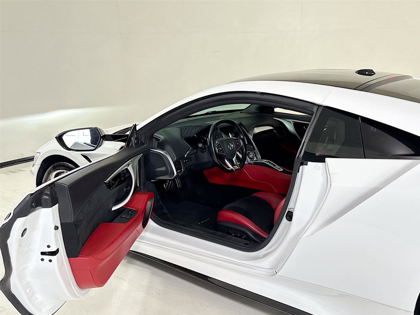 Used 2020 Acura NSX AWD/4WD image 12