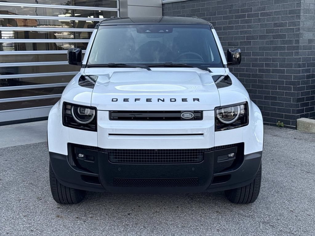 New 2026 Land Rover Defender 110 S AWD/4WD image 2